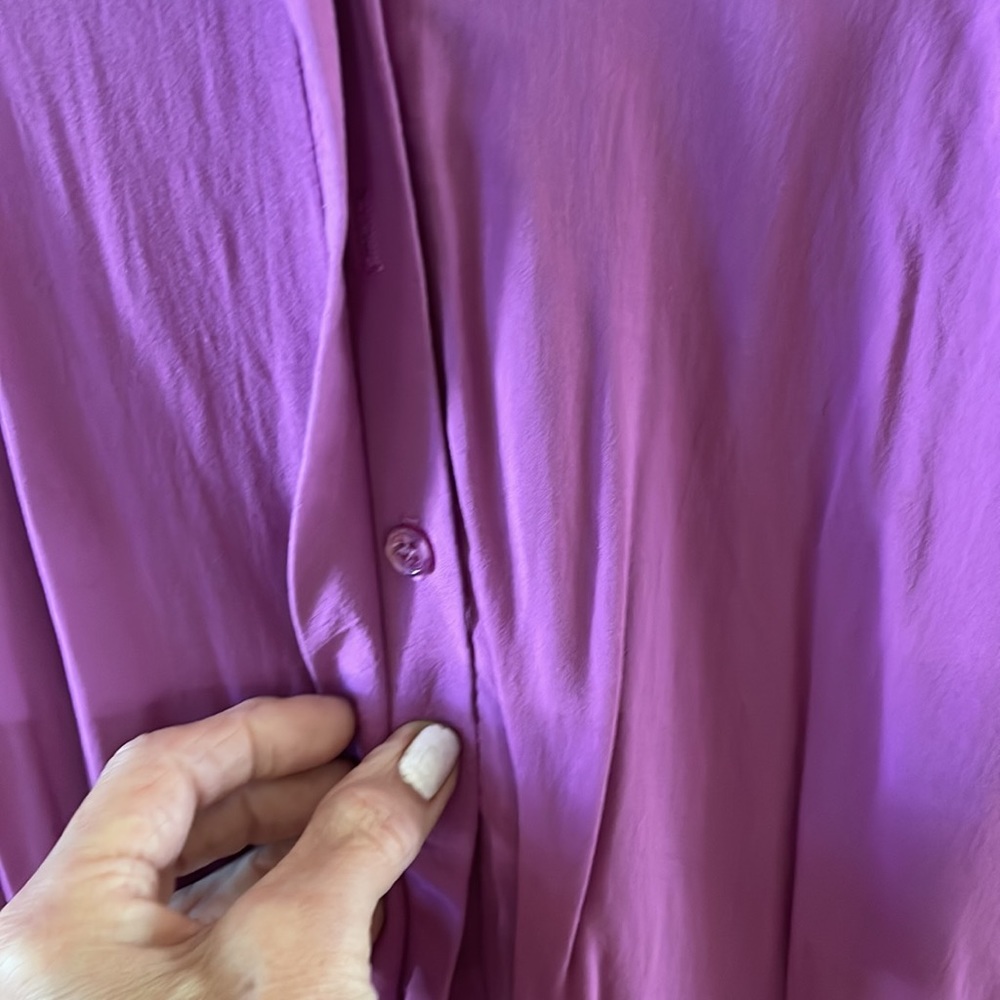 Button down, top - Picture 3 of 9